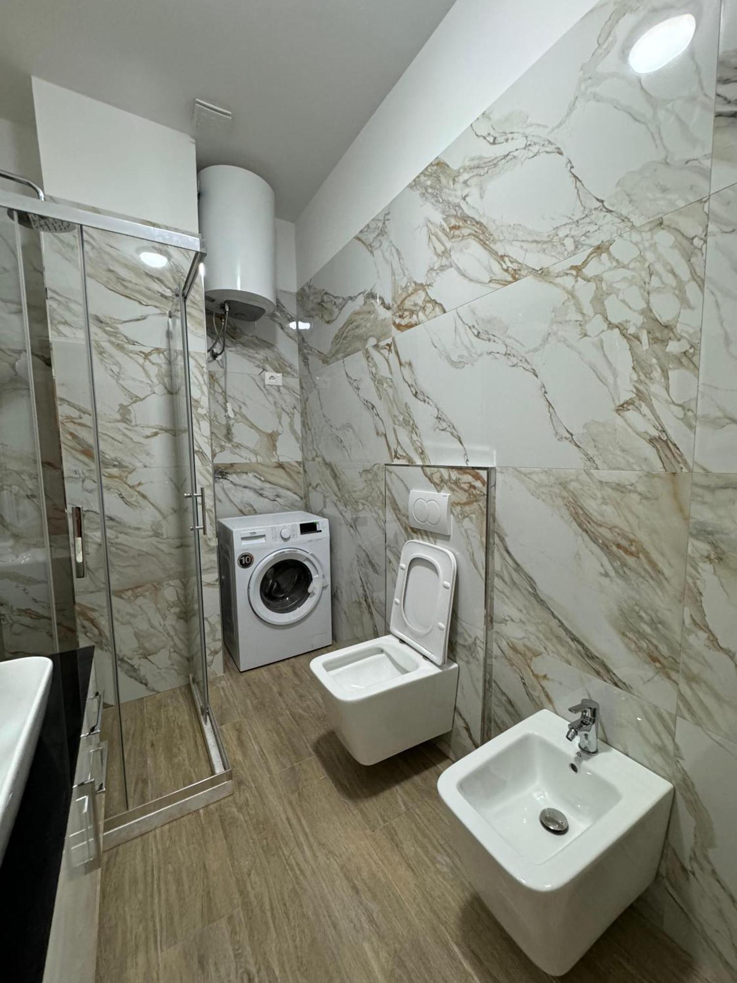 Isla'S Luxurious Seaside Apartments Durrës Esterno foto
